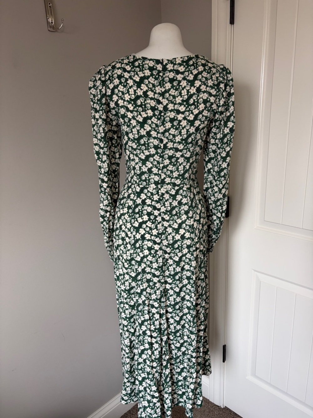Reformation Belvedere Wallflower Long Sleeve Midi Dress Green White Sz 6 NEW - Picture 10 of 14